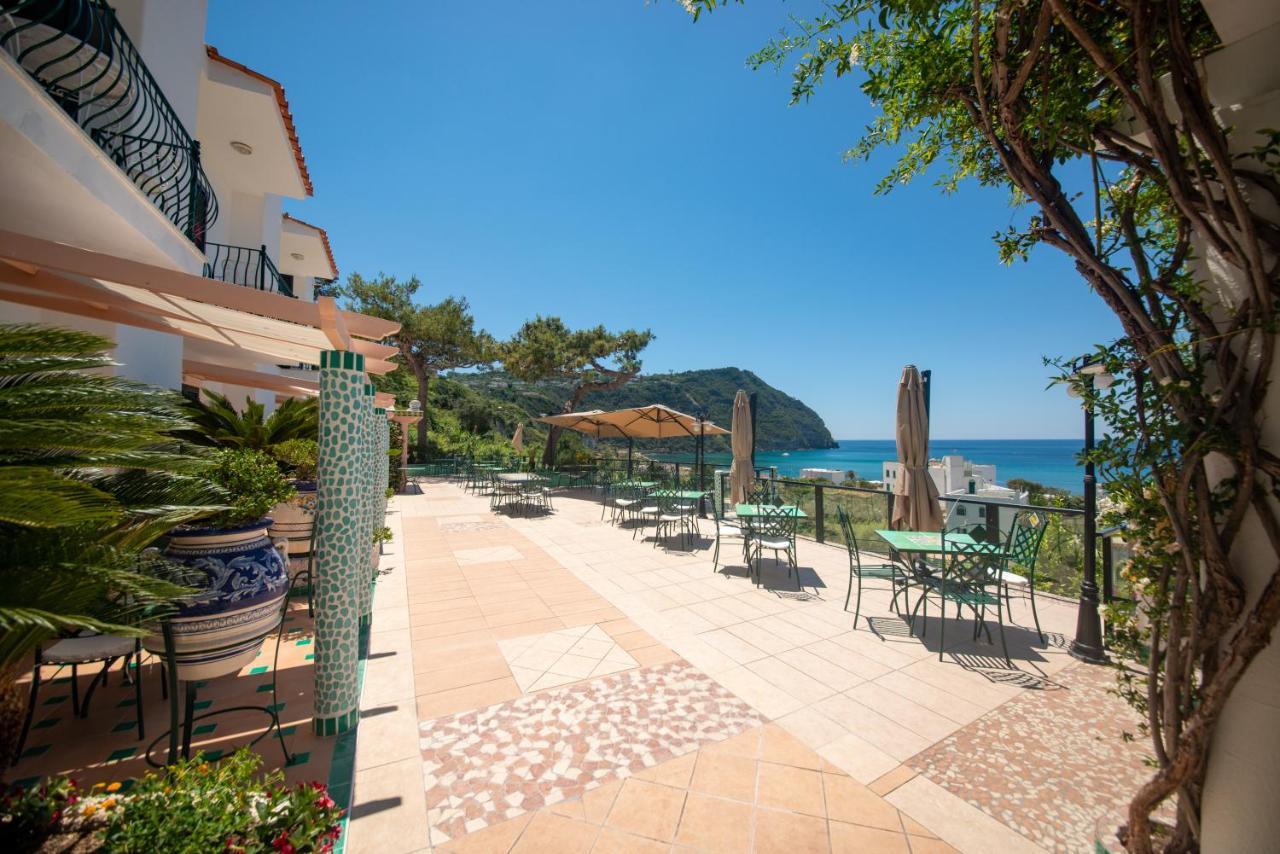 Hotel Villa Bianca Forio  Exterior photo