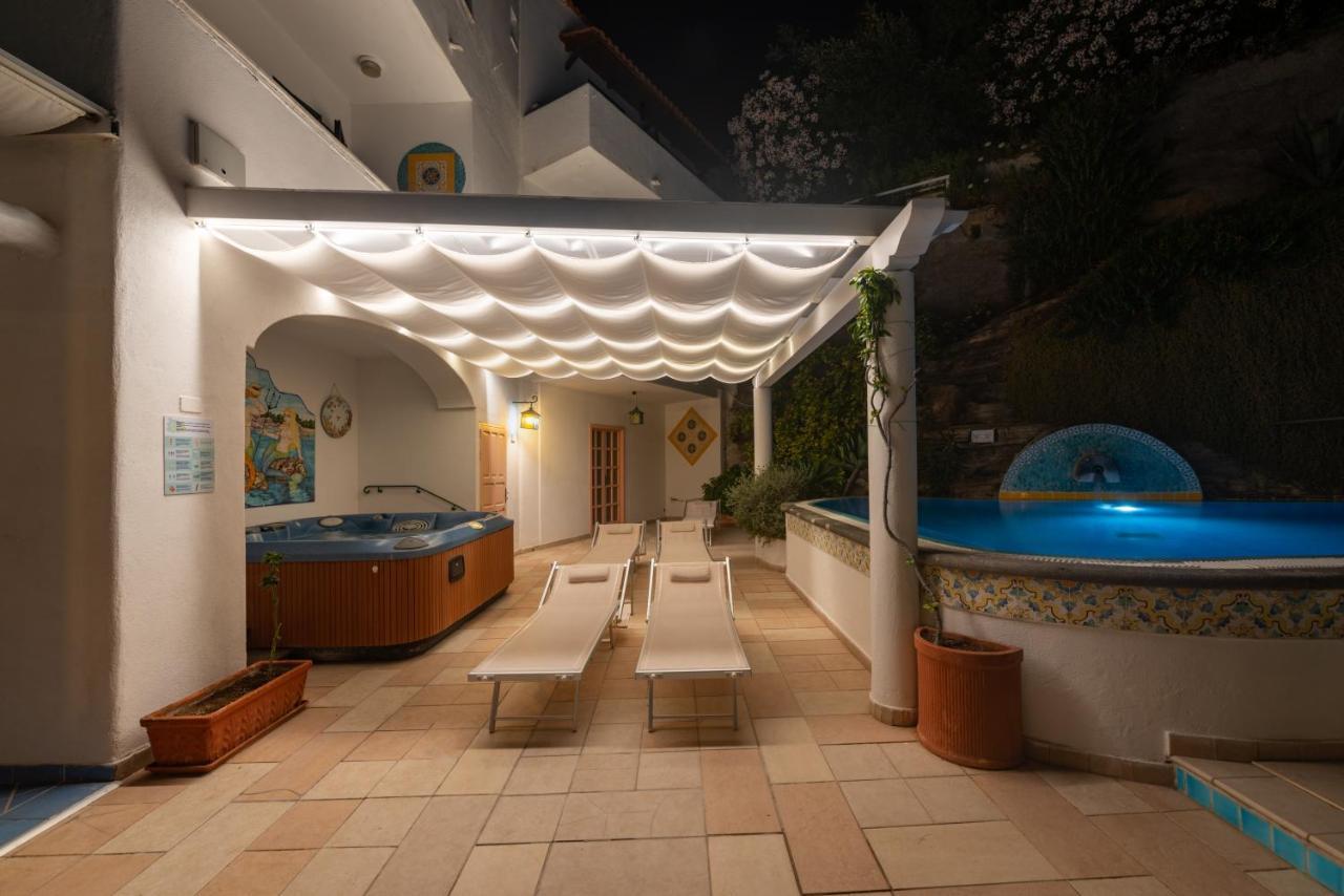 Hotel Villa Bianca Forio  Exterior photo