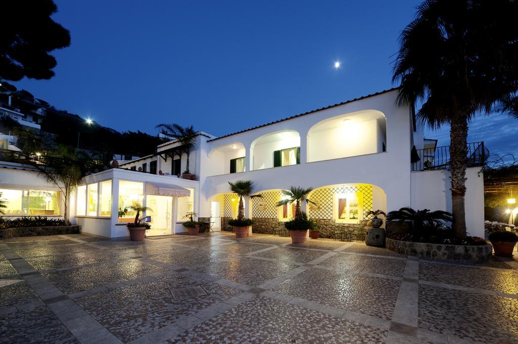 Hotel Villa Bianca Forio  Exterior photo